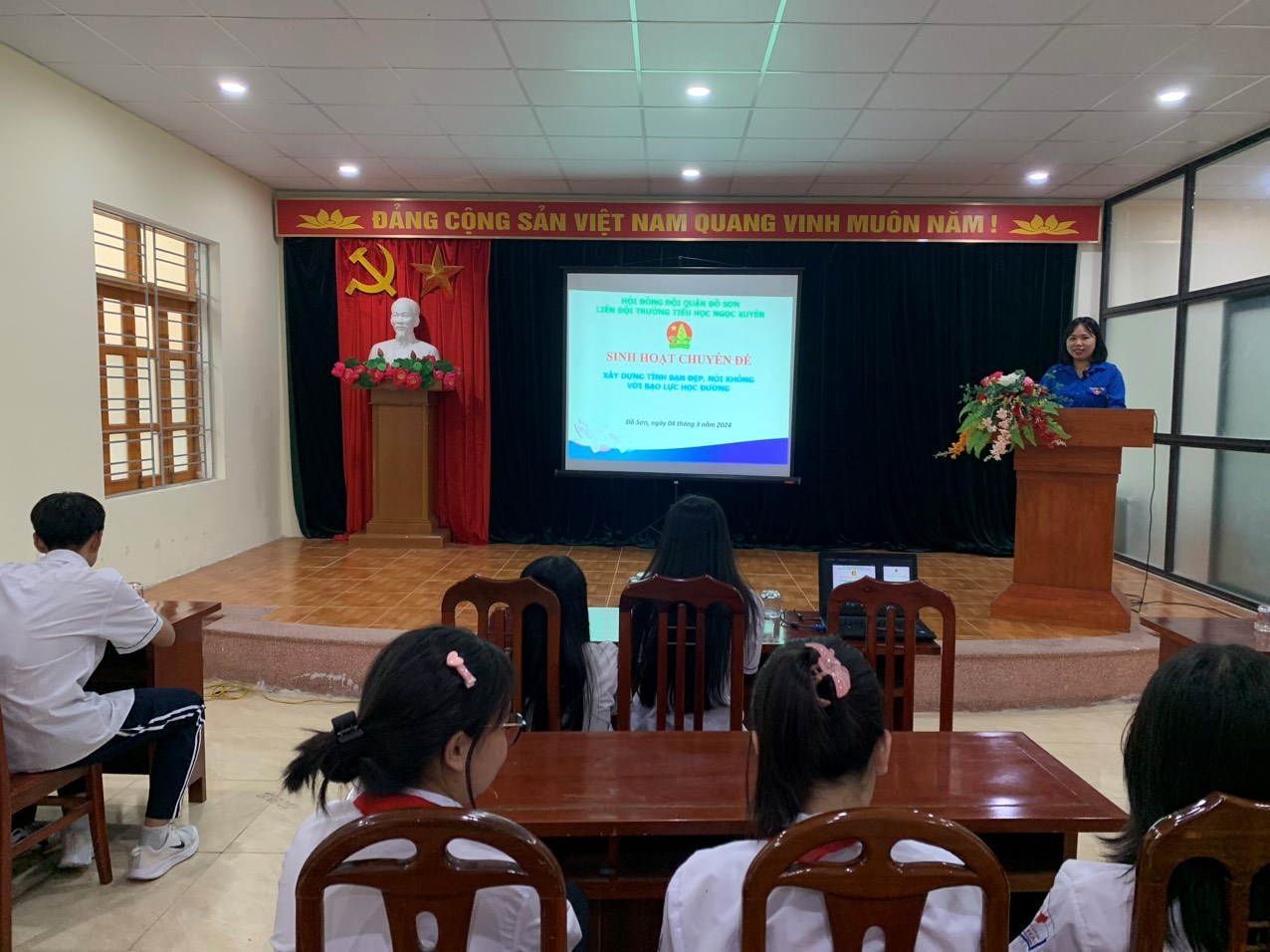 Liên đội trường Tiểu học Ngọc Xuyên tổ chức chuyên đề "Xây dựng tình bạn đep - Nói không với bạo lực học đường"