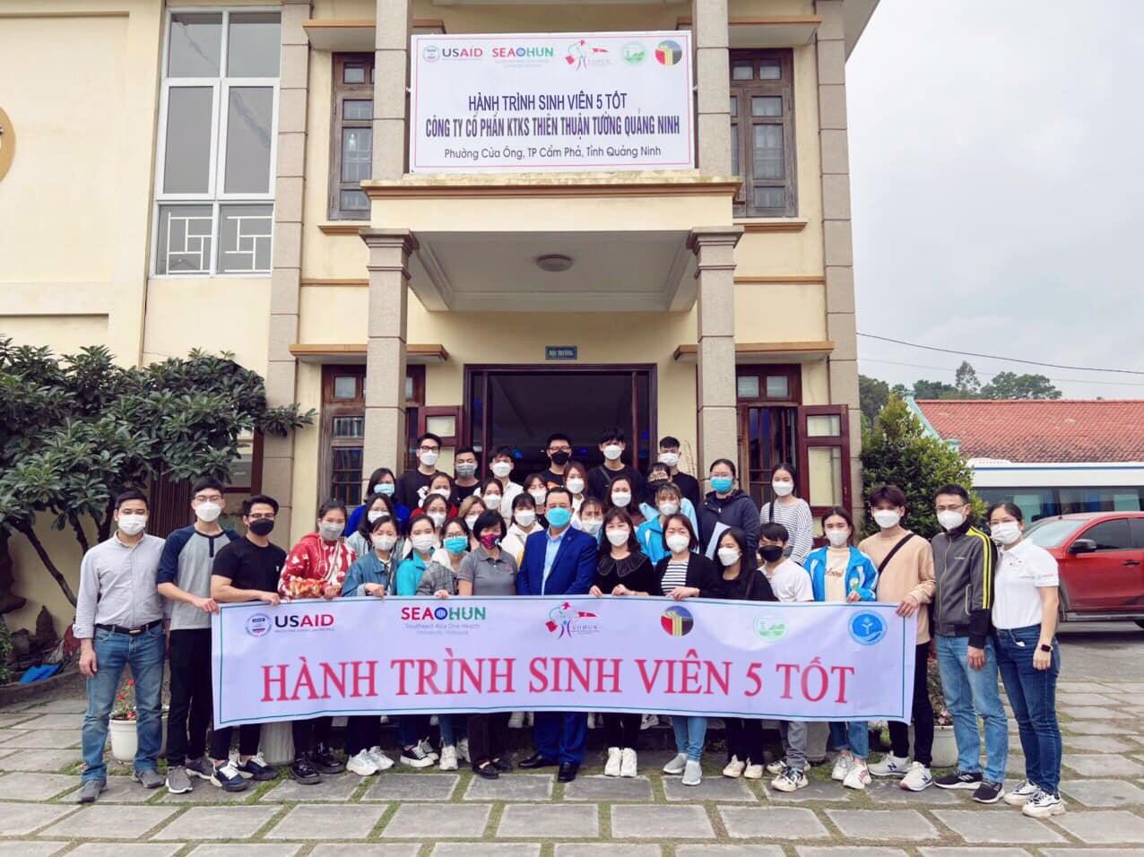 Hội Sinh viên trường Đại học Y Dược Hải Phòng tổ chức chương trình "Hành trình Sinh viên 5 tốt" tại thành phố Cẩm Phả, tỉnh Quảng Ninh