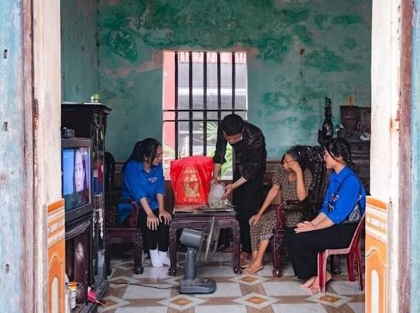 Tri ân người có công với cách mạng, cựu chiến binh, cựu TNXP