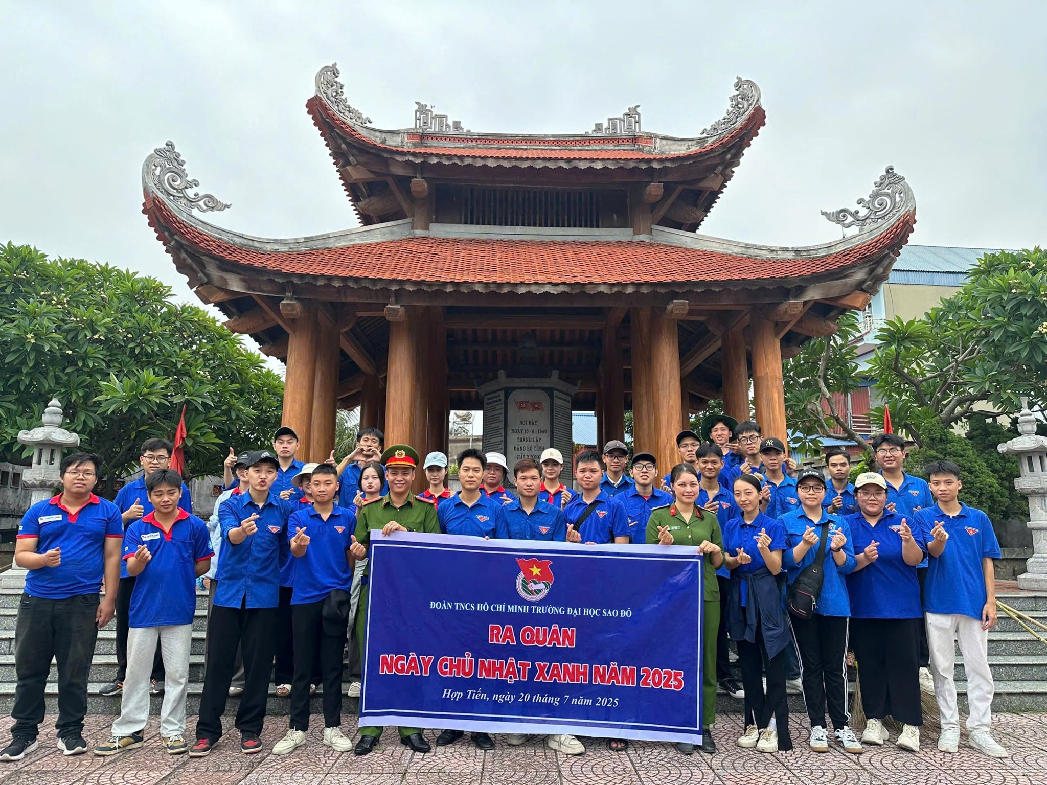 ĐOÀN TRƯỜNG ĐẠI HỌC SAO ĐỎ RA QUÂN NGÀY CHỦ NHẬT XANH 20/7/2025 TẠI XÃ HỢP TIẾN, THÀNH PHỐ HẢI PHÒNG