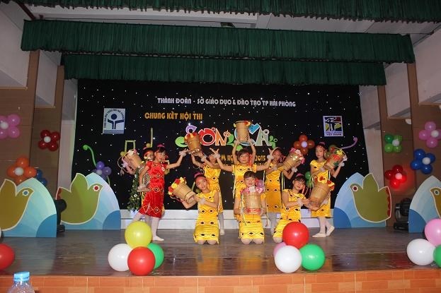 Thành đoàn- Sở Giáo dục và đào tạo tổ chức Hội thi sơn ca năm học 2014- 2015