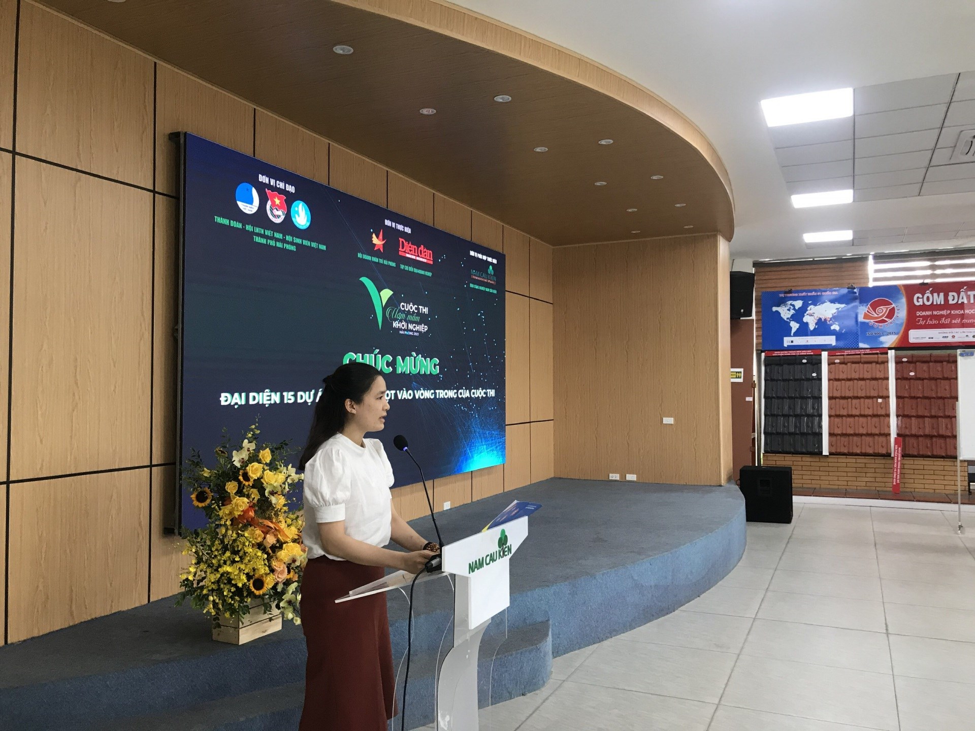 Đồng chí Vương Toàn Thu Thủy phát biểu chỉ đạo