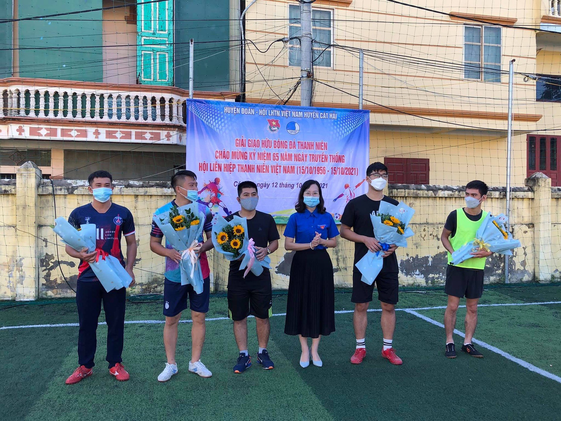 GIẢI GIAO HỮU BÓNG ĐÁ THANH NIÊN CHÀO MỪNG KỶ NIỆM 65 NĂM NGÀY TRUYỀN THỐNG HỘI LIÊN HIỆP THANH NIÊN VIỆT NAM (15/10/1956 - 15/10/2021)