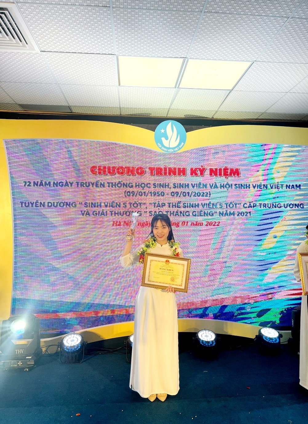 Nguyễn Thị Thảo Vân tấm gương tiêu biểu trong học tập và làm theo tư tưởng, đạo đức, phong cách Hồ Chí Minh.