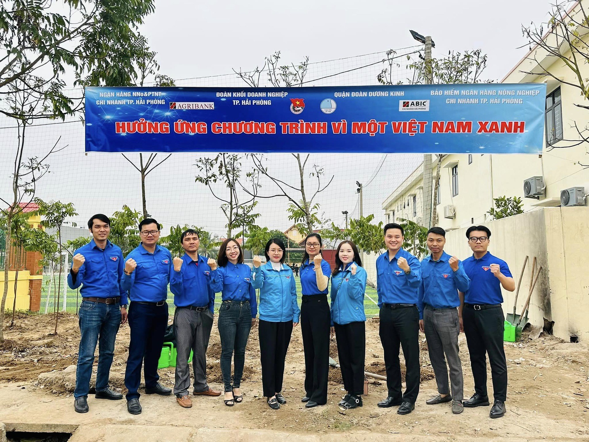 [ TUỔI TRẺ KHỐI DOANH NGHIỆP THÀNH PHỐ TRỒNG CÂY "VÌ MỘT VIỆT NAM XANH" NĂM 2024]