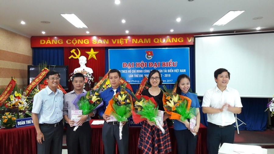 1498734268-CHIA TAY 1
