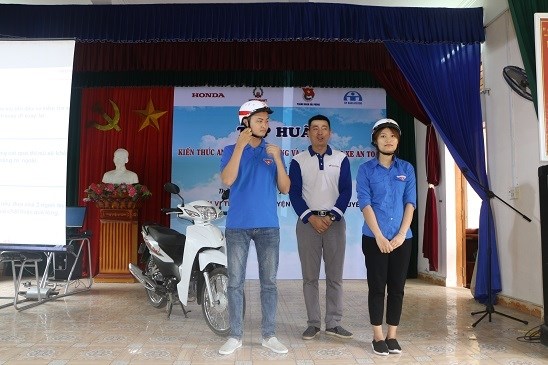Tập huấn “Kiến thức An toàn giao thông và Kỹ năng lái xe” cho đoàn viên, thanh niên