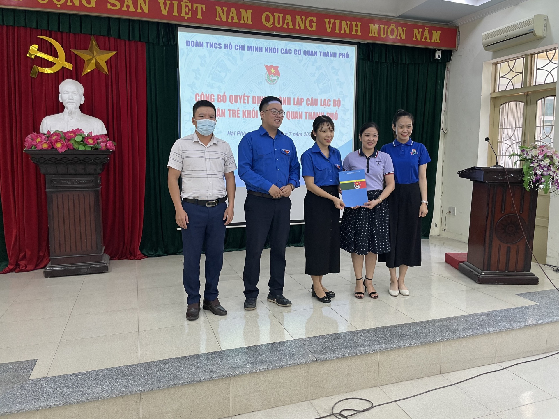 Ra mắt Câu lạc bộ Lý luận trẻ
